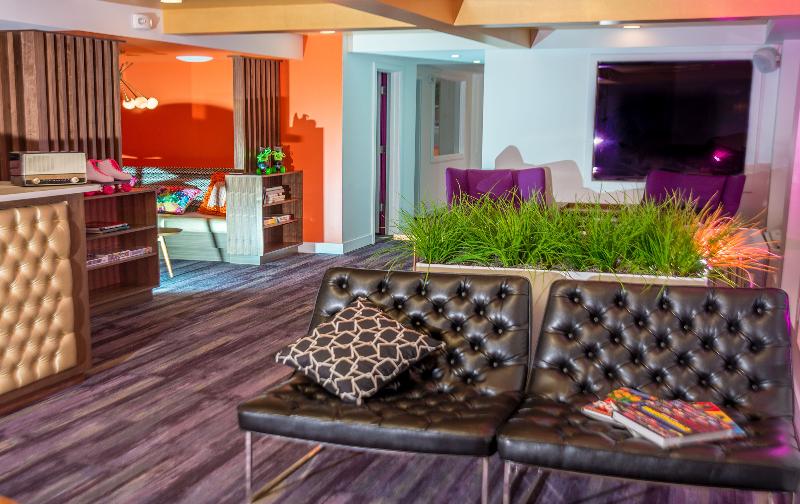 ホテル Zed Kelowna