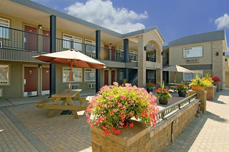 מוטל Canadas Best Value Inn Prince George