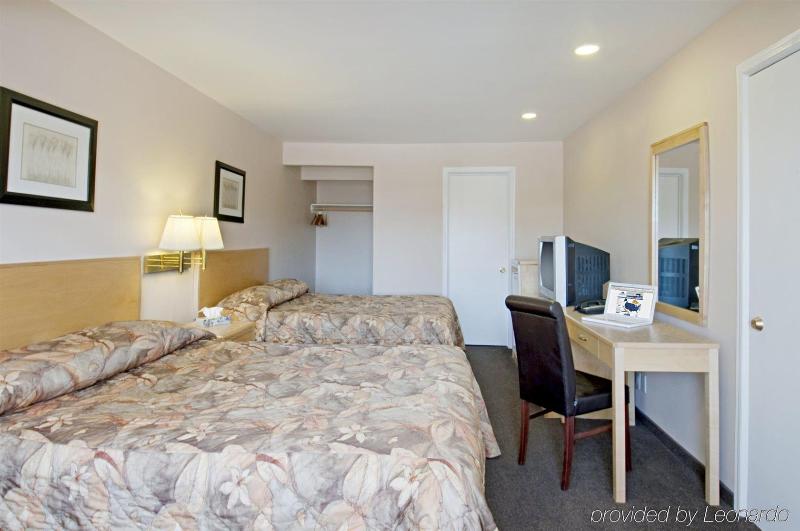 مُتل Canadas Best Value Inn Prince George