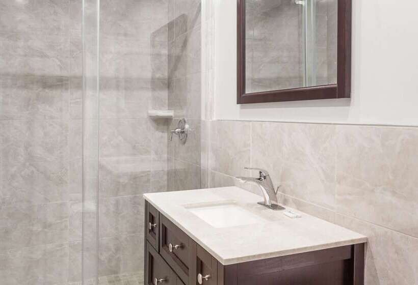 Мотель Knights Inn Kingston