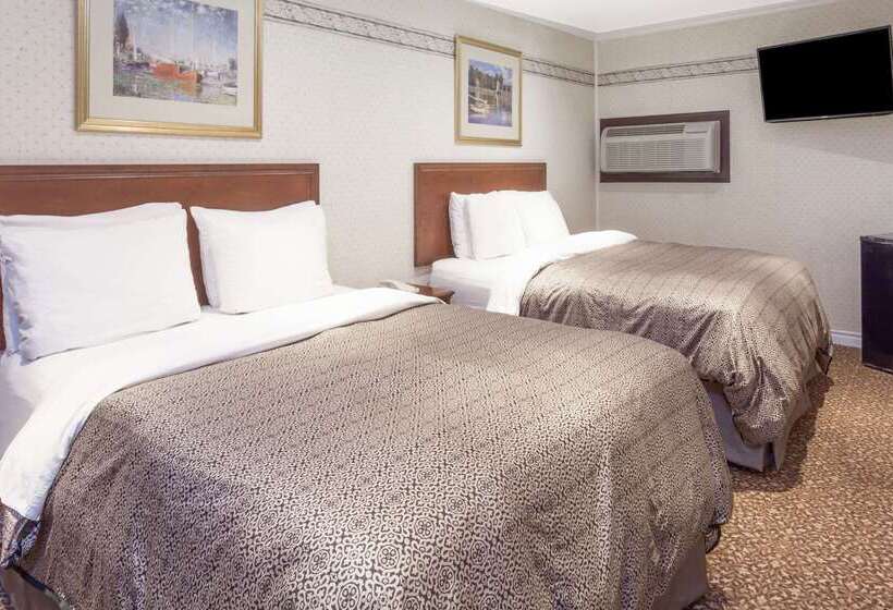 Мотель Knights Inn Kingston