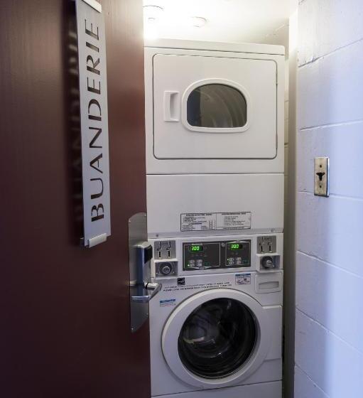 汽车旅馆  Le Deville Par G5