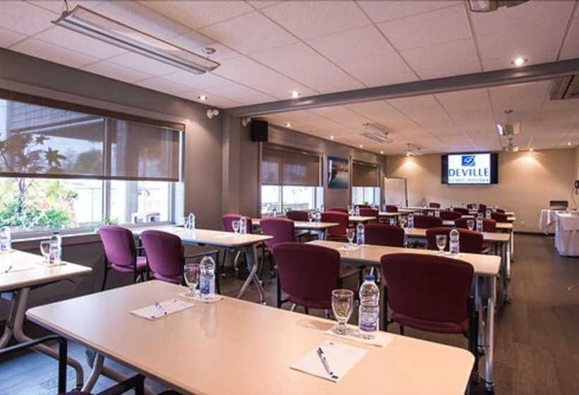 汽车旅馆  Le Deville Par G5