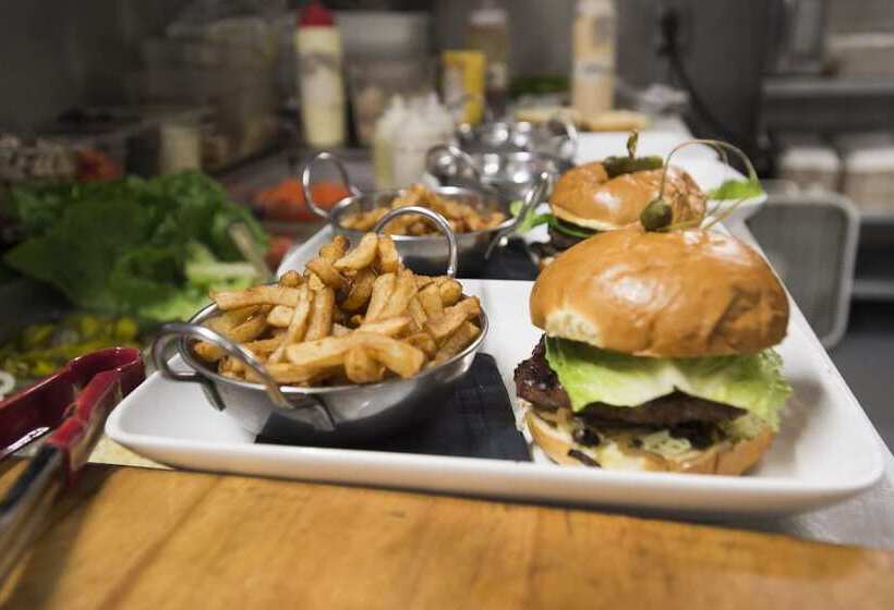 汽车旅馆  Le Deville Par G5