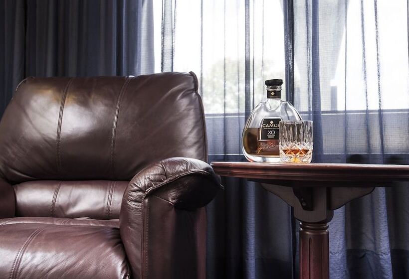 汽车旅馆  Le Deville Par G5