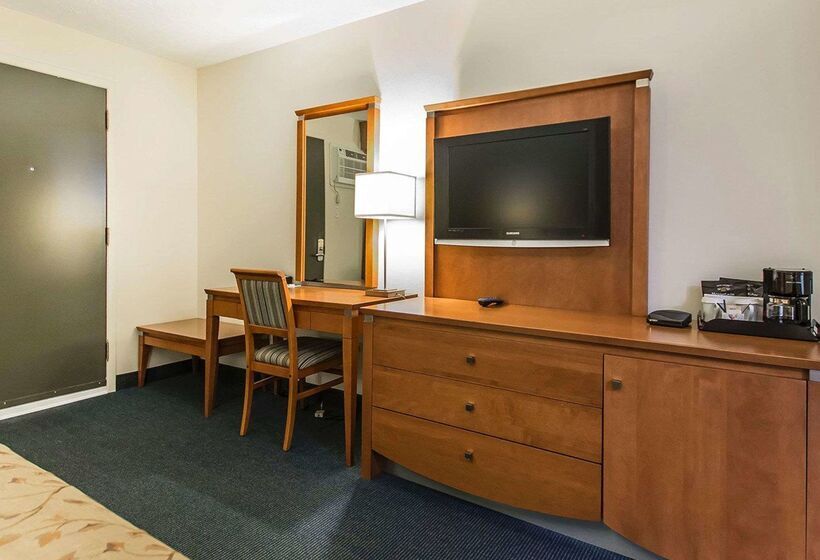 モーテル Quality Inn Rouynnoranda