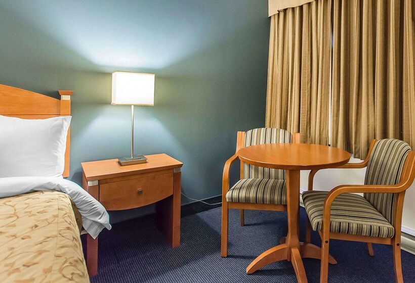 モーテル Quality Inn Rouynnoranda