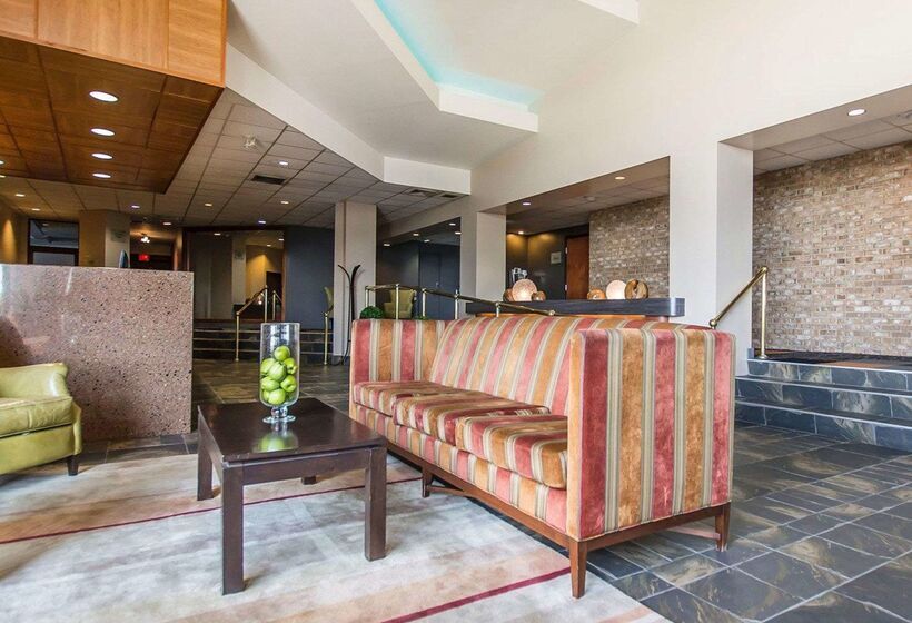 モーテル Quality Inn Rouynnoranda