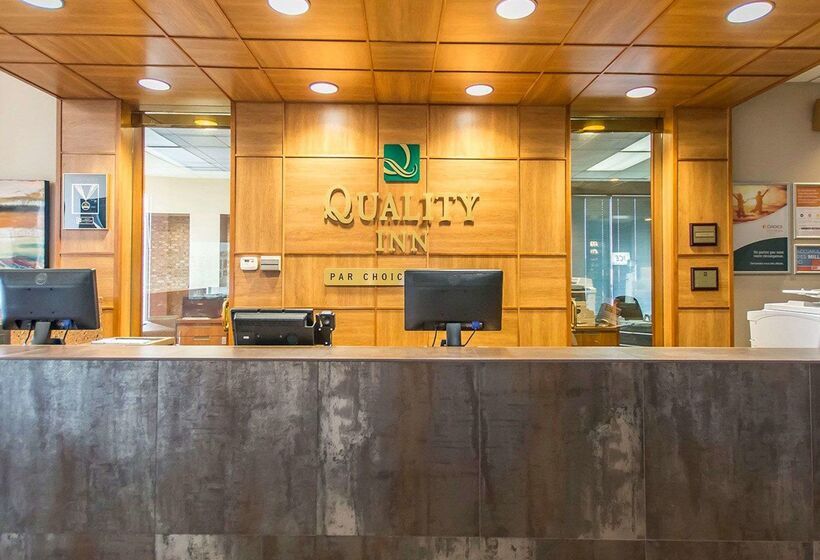 モーテル Quality Inn Rouynnoranda