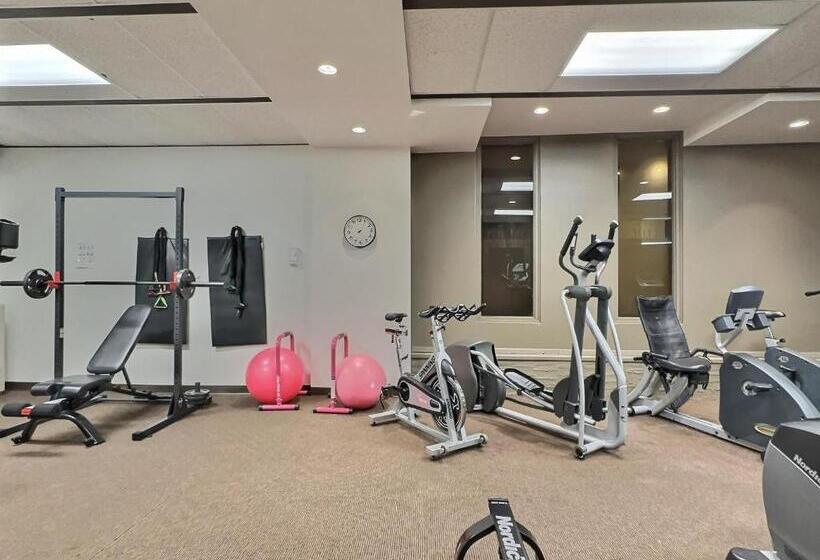 モーテル Quality Inn Rouynnoranda