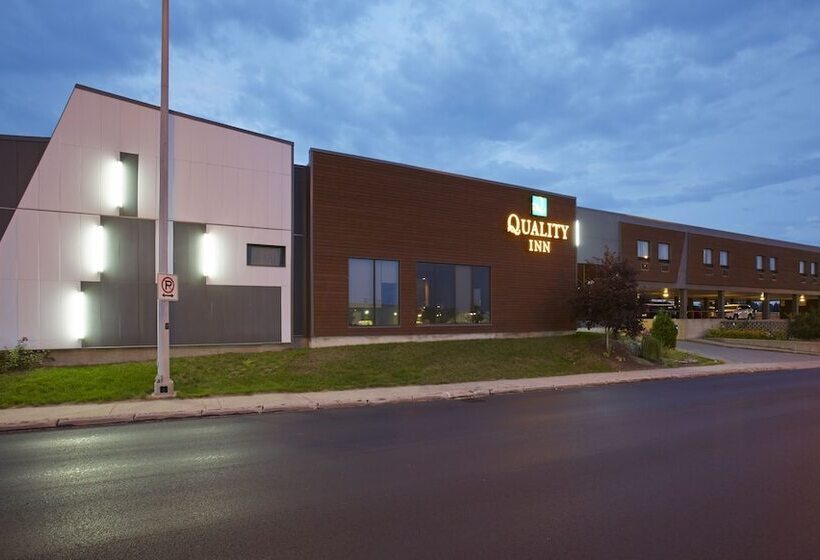 モーテル Quality Inn Rouynnoranda