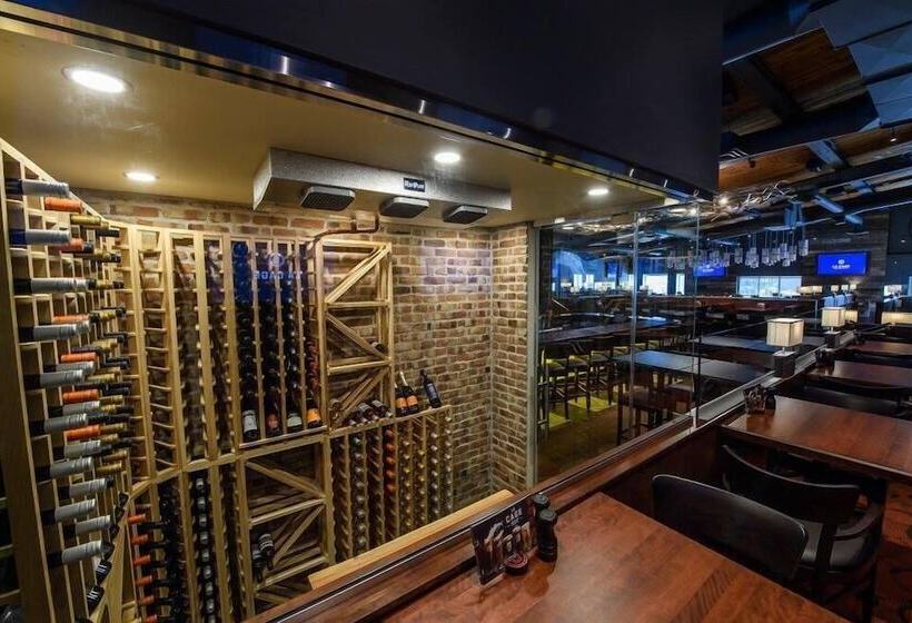 モーテル Quality Inn Rouynnoranda