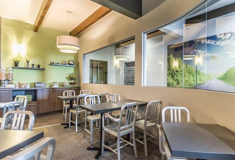 モーテル Quality Inn Rouynnoranda