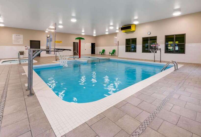 モーテル Super 8 By Wyndham Winnipeg East Mb