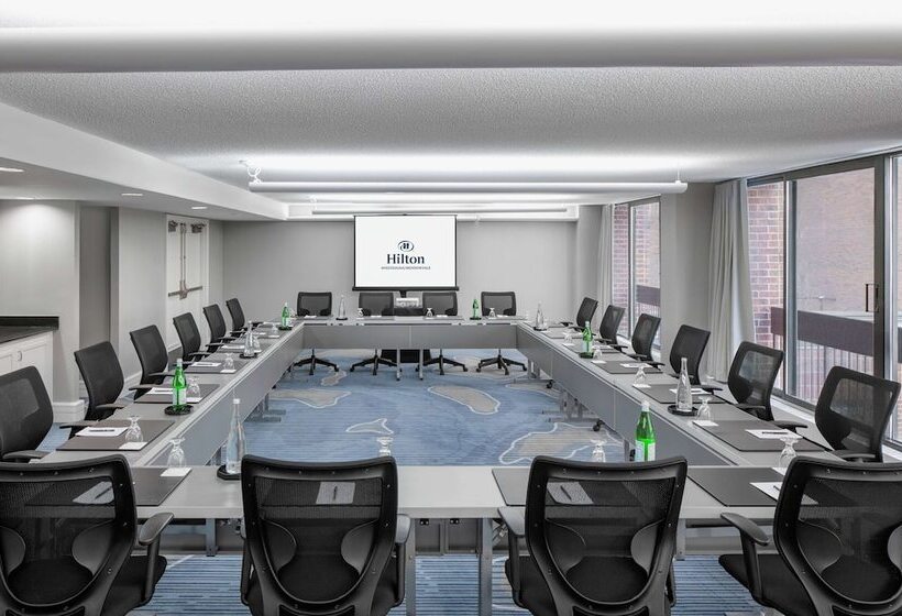 אתר נופש Hilton Mississauga/meadowvale