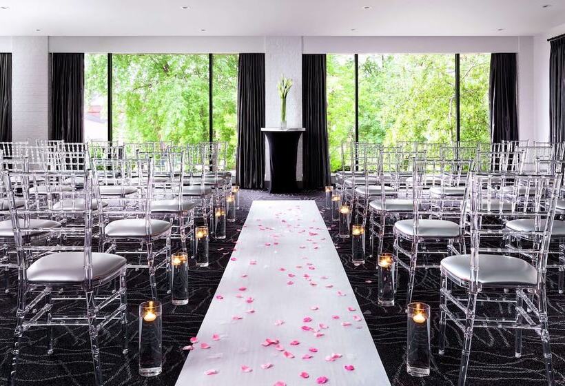 אתר נופש Hilton Mississauga/meadowvale