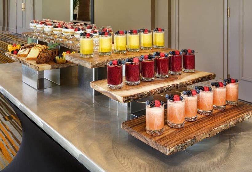 אתר נופש Hilton Mississauga/meadowvale