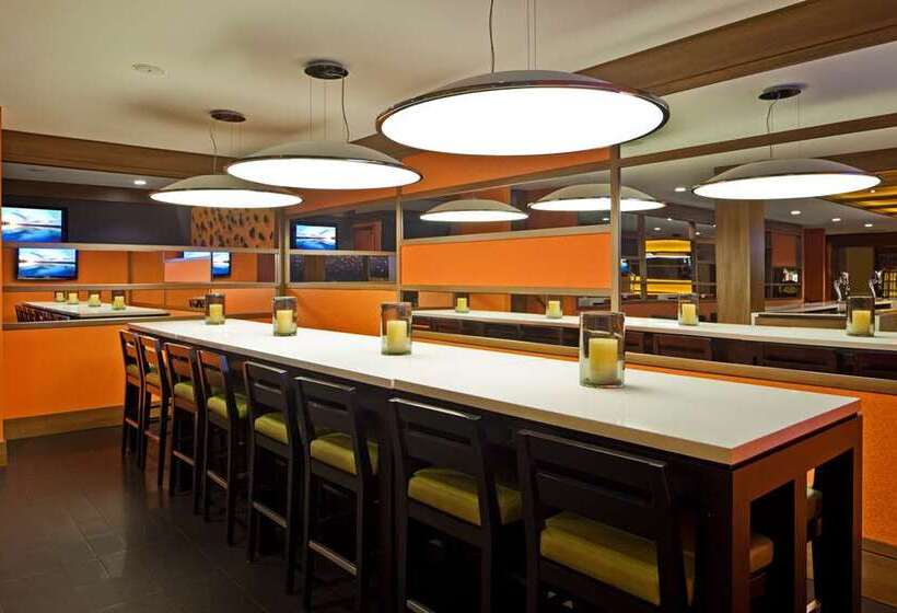 אתר נופש Hilton Mississauga/meadowvale