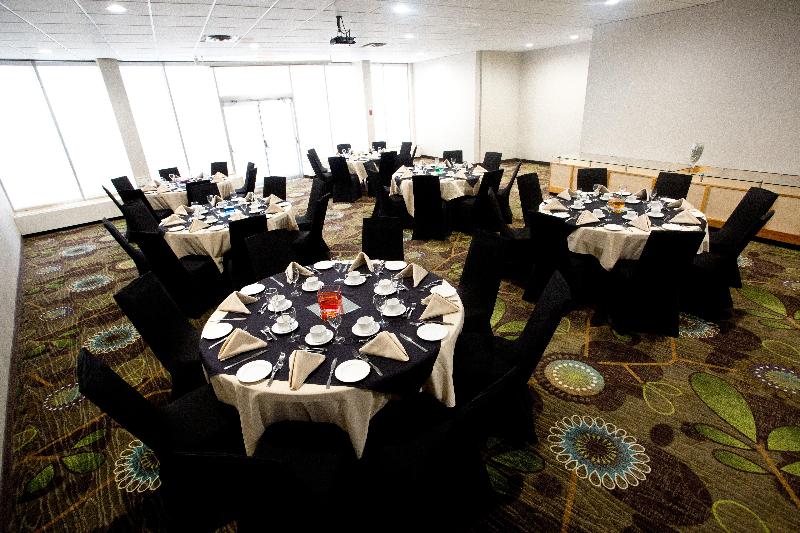 منتجع Holiday Inn Hotel Peterborough Waterfront, An Ihg
