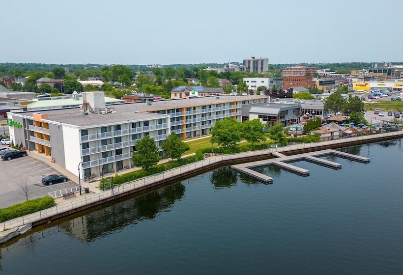 منتجع Holiday Inn Hotel Peterborough Waterfront, An Ihg