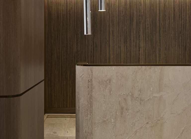 Vogue Hotel Montreal Downtown, Curio Collection By Hilton