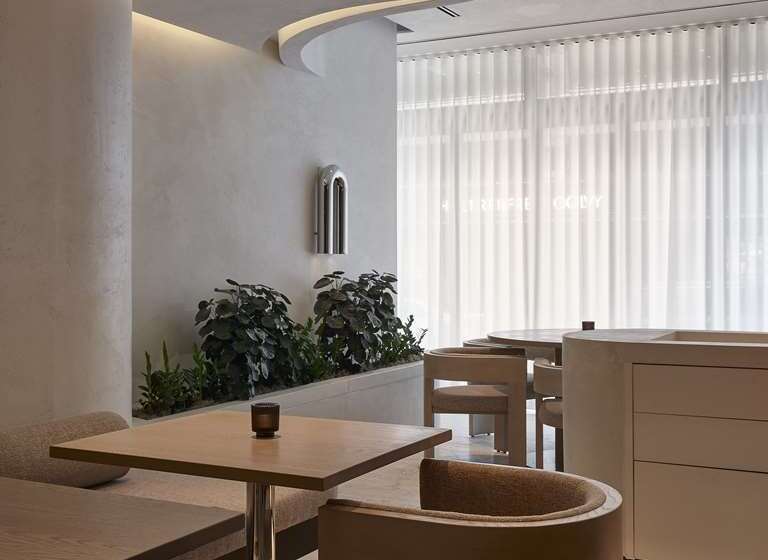 Vogue Hotel Montreal Downtown, Curio Collection By Hilton