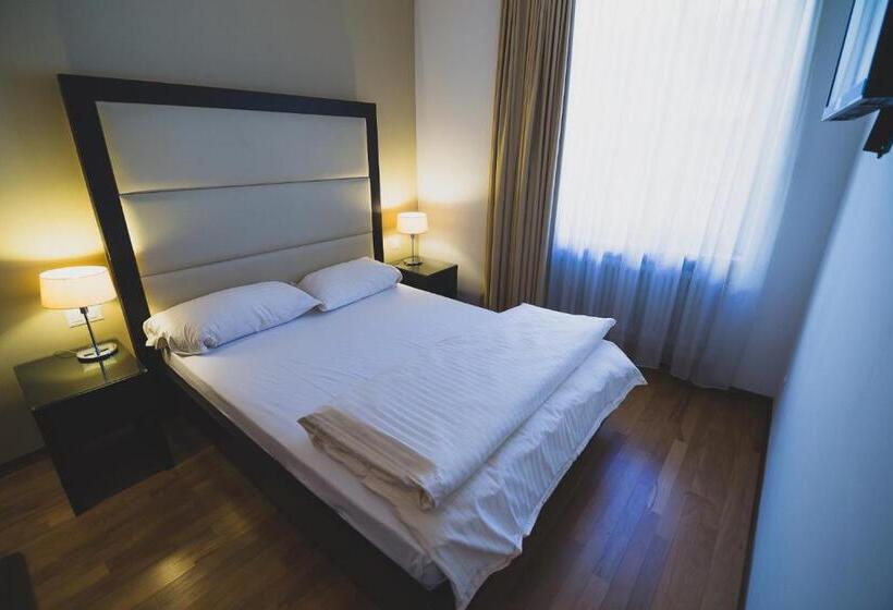 Enjoy 1313ag Hotel Touring