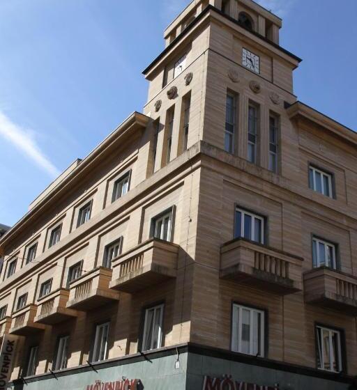 Enjoy 1313ag Hotel Touring