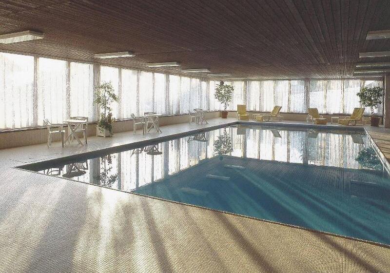 Victoria Hotel & Residence