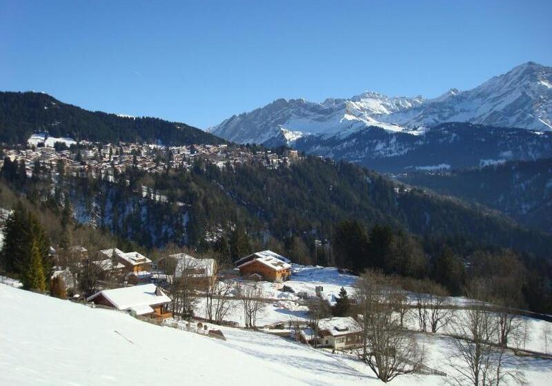 Victoria Hotel & Residence