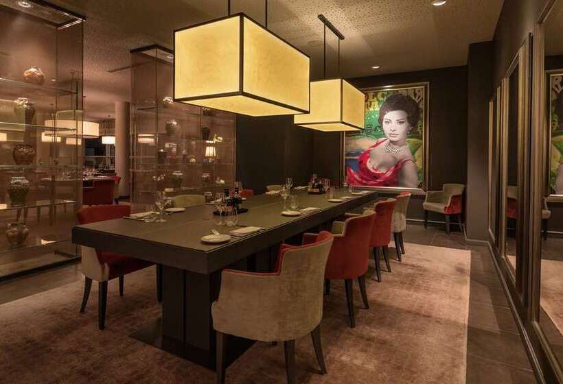 Hilton Geneva Hotel And Conference Centre