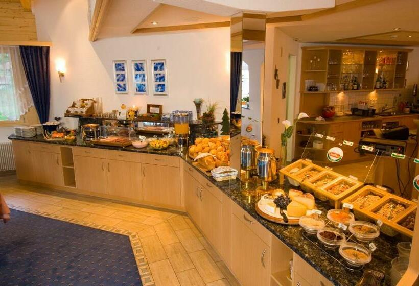 ホテル Alpenlodge Etoile