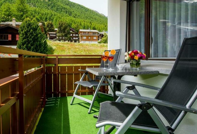 ホテル Alpenlodge Etoile