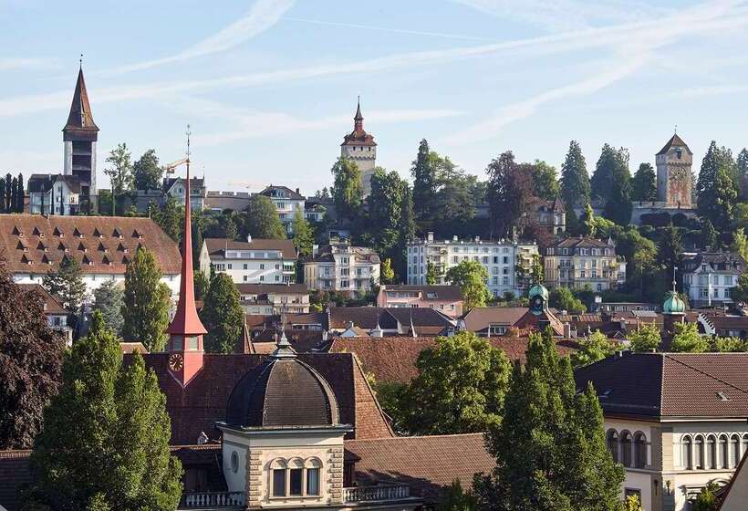 ホテル Anker Luzern