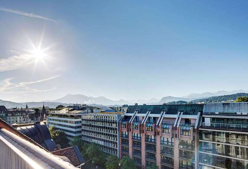 ホテル Anker Luzern