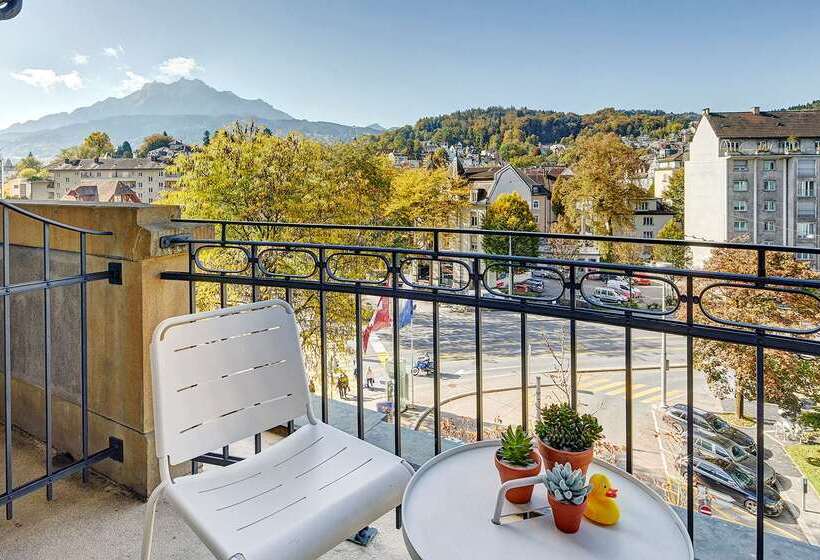 ホテル Anker Luzern