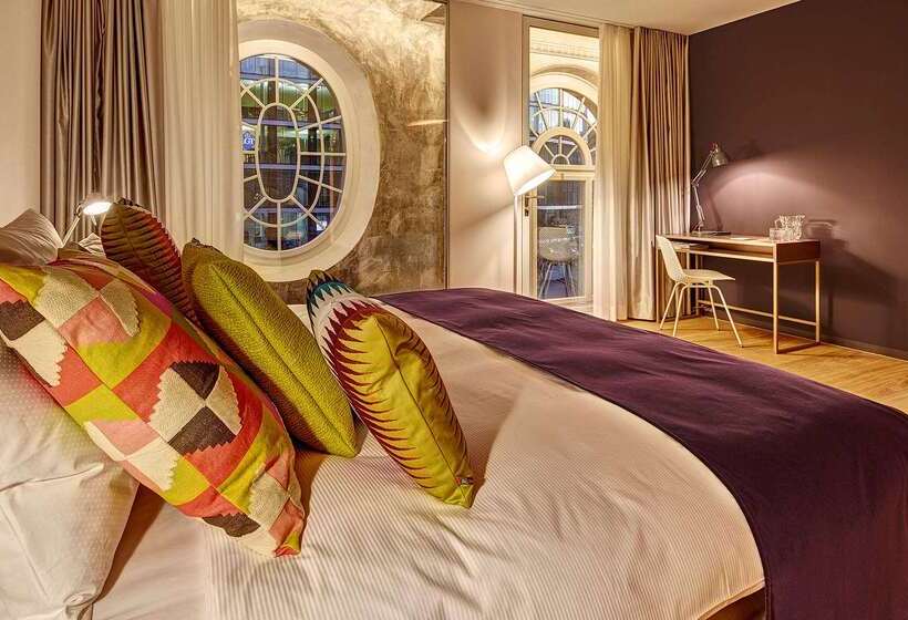 ホテル Anker Luzern