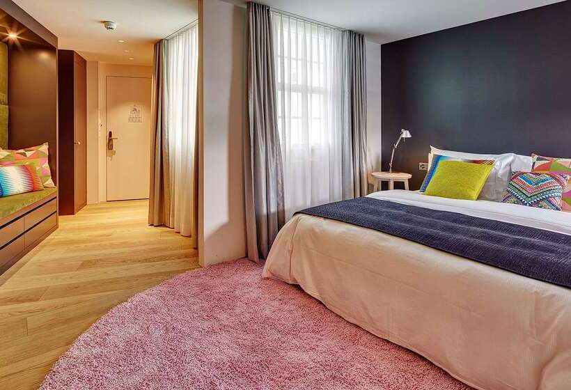 ホテル Anker Luzern