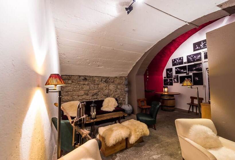 فندق Auberge Du Raisin