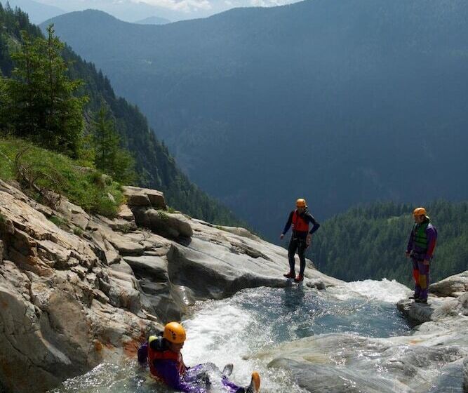 酒店 B & B Hôtel Aux Mille Etoiles