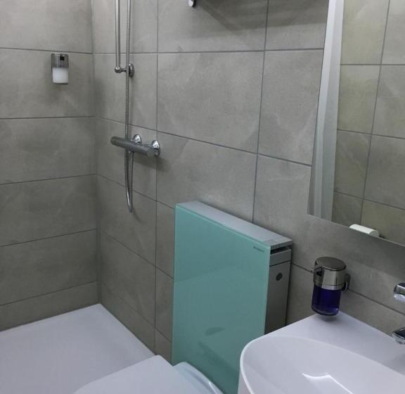 Boutique Hotel Bellevue B&b Am Brienzersee Iseltwald Interlaken