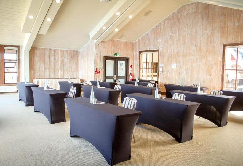 ホテル Cabana Del Lago Puerto Varas