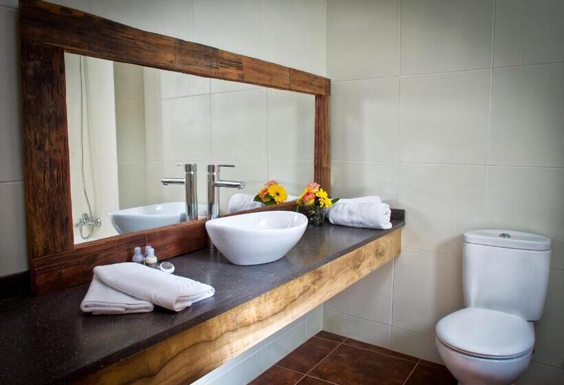 ホテル Cabana Del Lago Puerto Varas