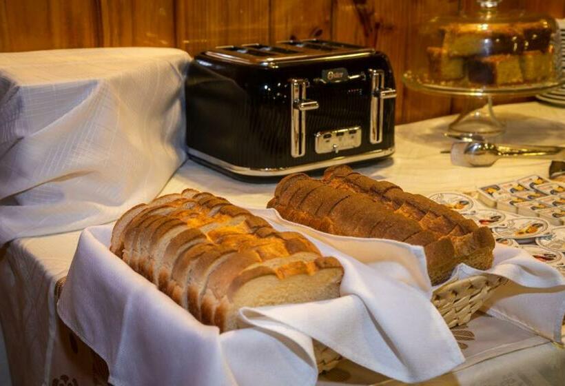 فندق Capitán Eberhard