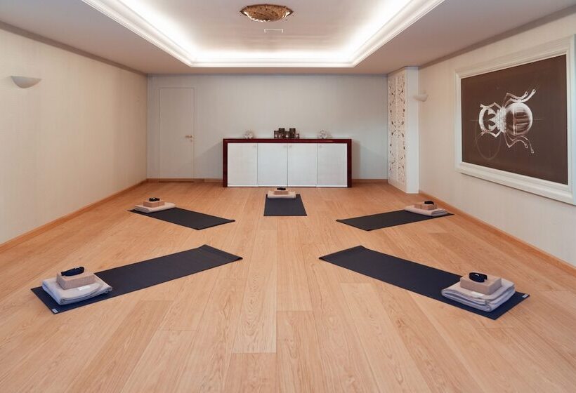 Carlton Hotel St Moritz   The Leading Hotels Of The World