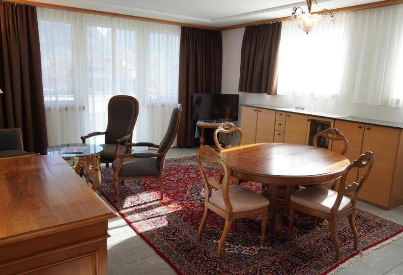 Отель Carltoneurope Vintage Adults