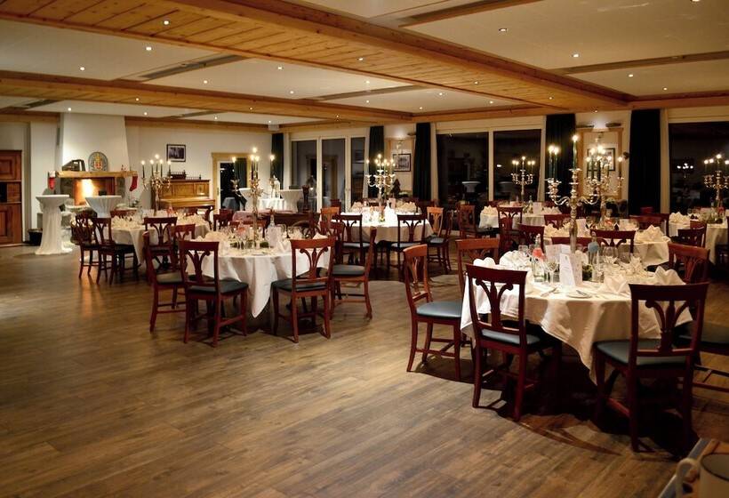 Отель Carltoneurope Vintage Adults