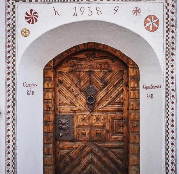 酒店 Chesa Grischuna