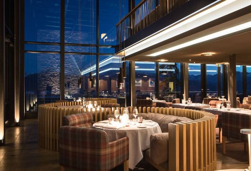 ホテル Crans Ambassador