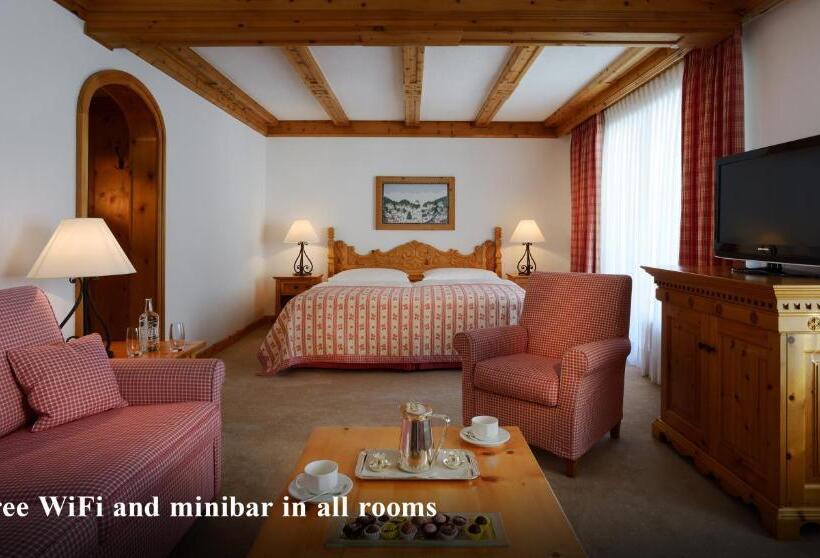 Crystal Hotel Superior